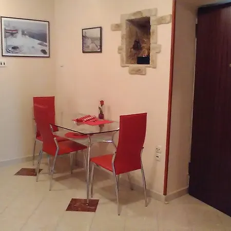 Apartment Lucy